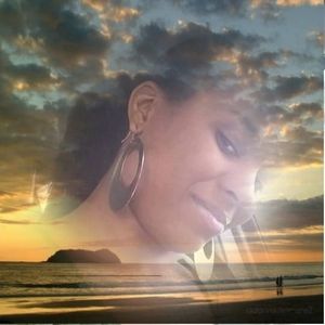 Meet your Posher, Mercedes